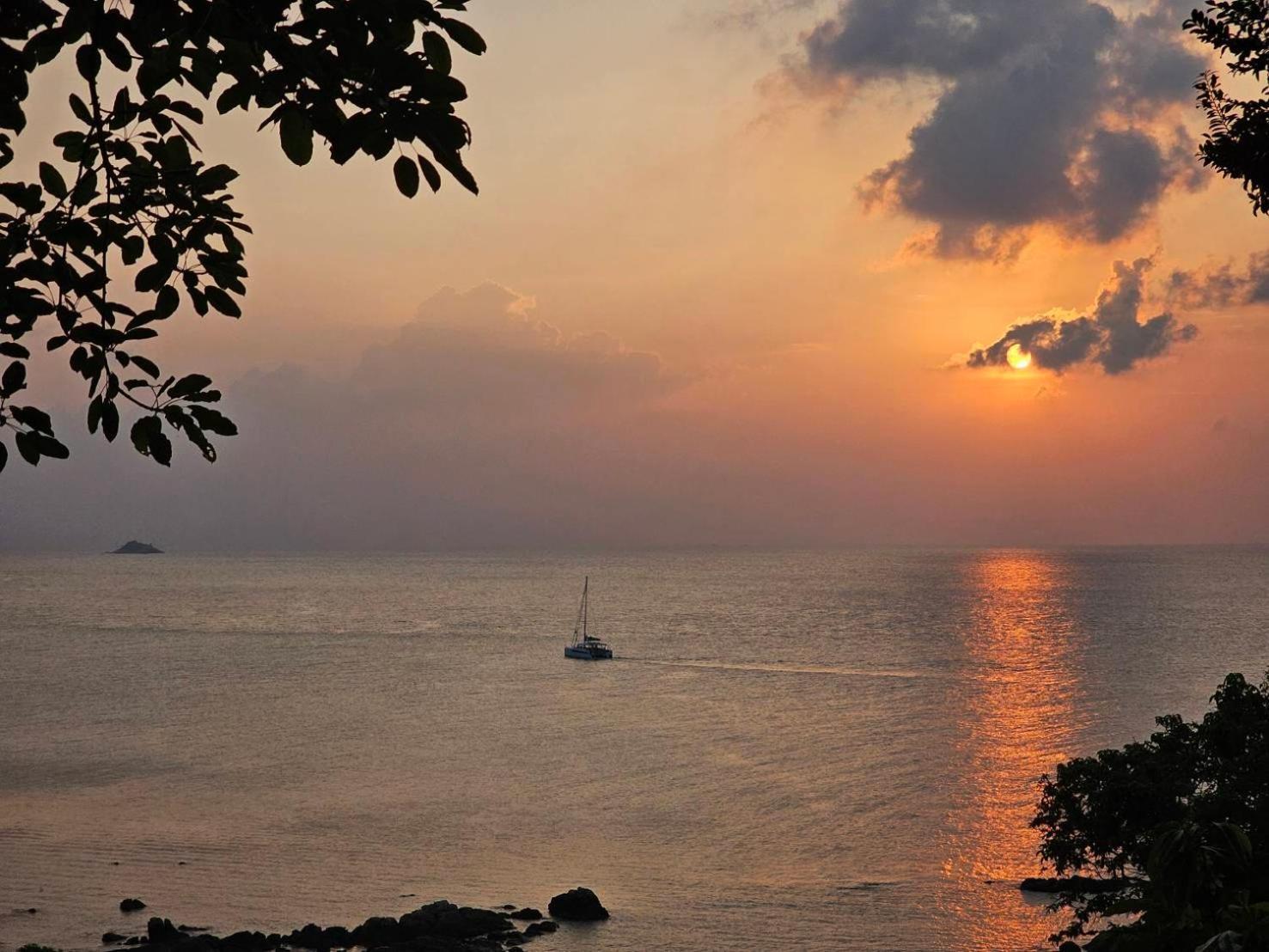 Sea Garden Resort Haad Chao Phao Exterior photo